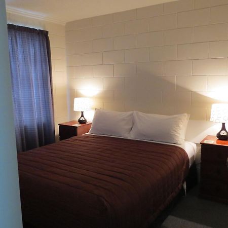 Culverden Court Motel エクステリア 写真