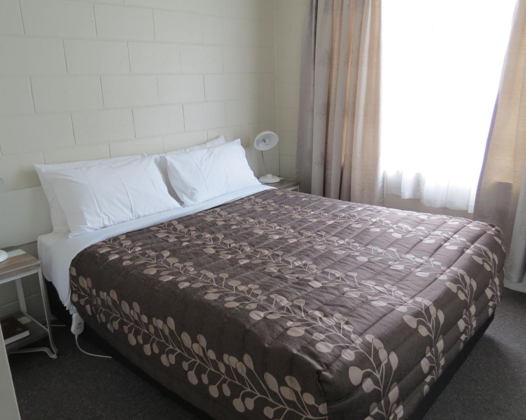 Culverden Court Motel エクステリア 写真